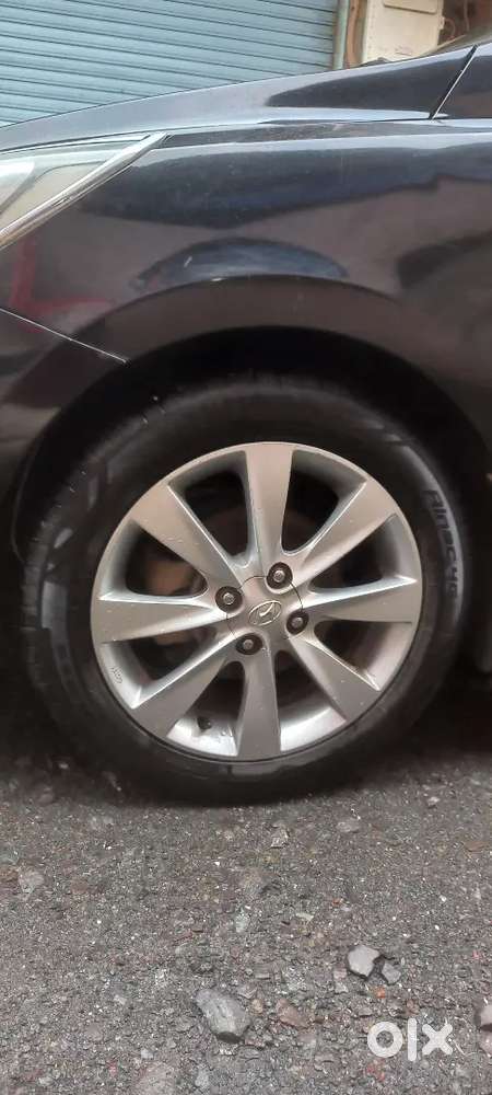 Hyundai Verna Sx Crdi 2011 Diesel Manual