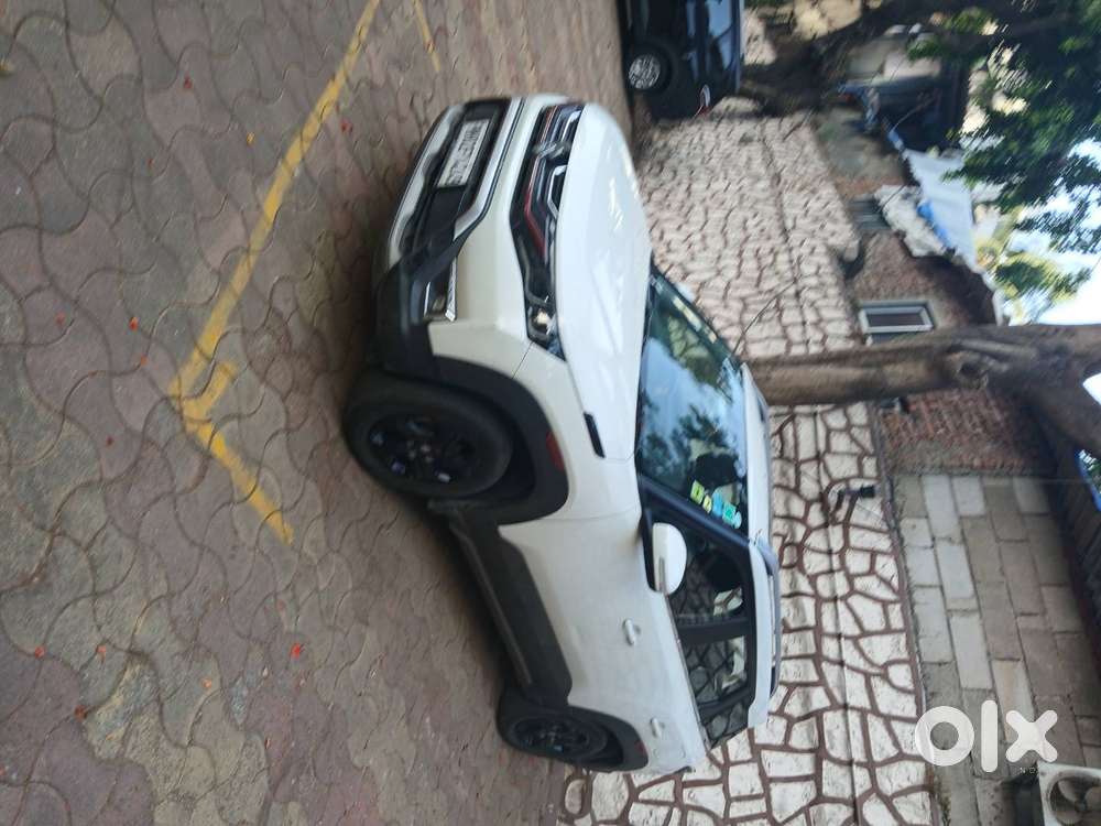 2023 Maruti Brezza At Petrol, White Colour With 2 Year Extended Warran