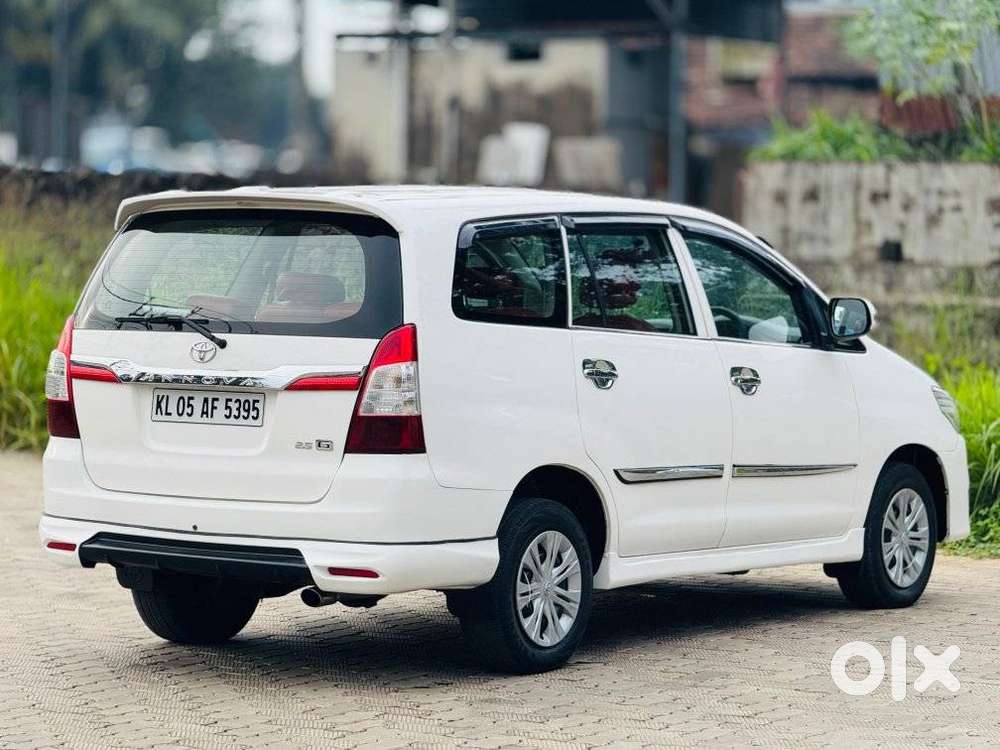 Toyota Innova 2009-2011 2.5 Gx 8 Str, 2012, Diesel