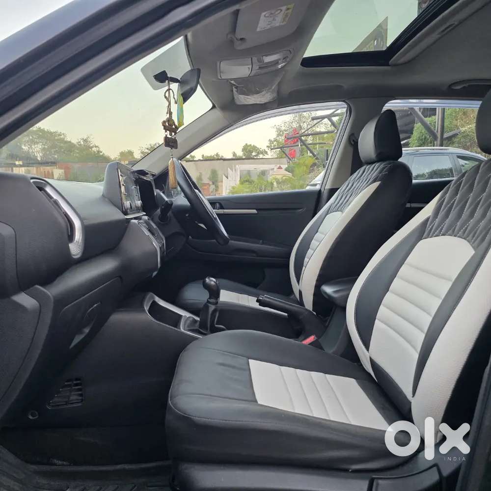 Kia Sonet 2023 Petrol Htk Plus (optional)