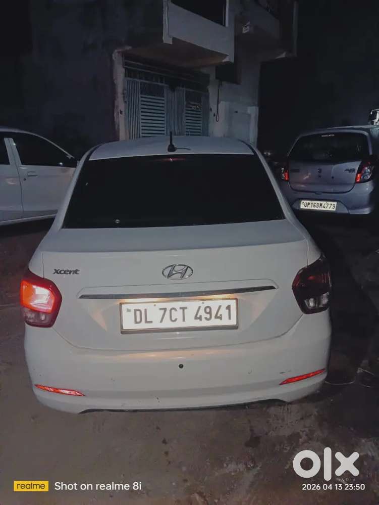 Hyundai Xcent 2015