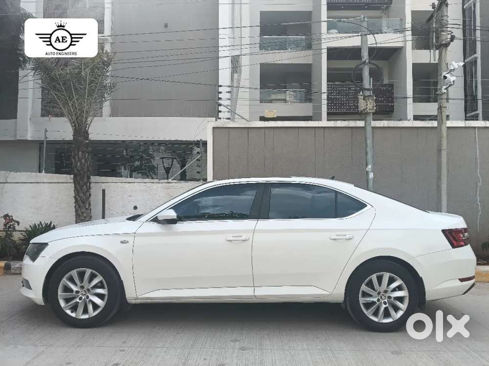 Skoda Superb 2.0 L&k Tsi At, 2016, Petrol