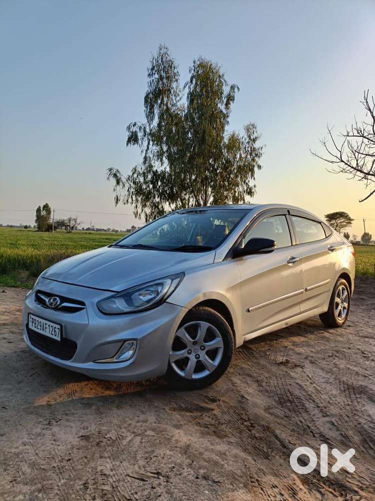 Hyundai Verna 2012 Diesel 75000 Km Driven