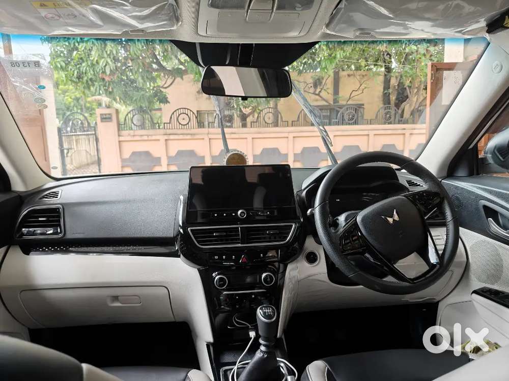 Mahindra Xuv 3xo 2024 Diesel Well Maintained