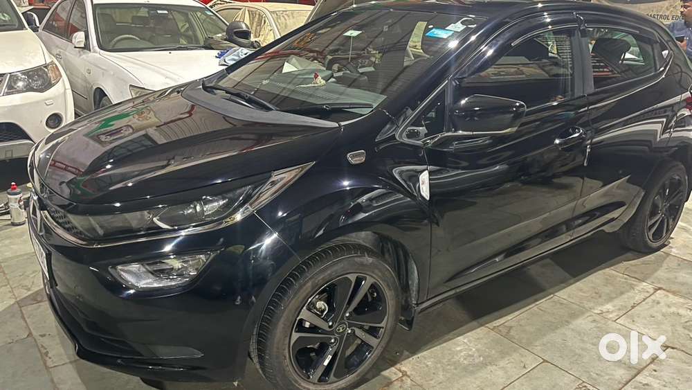 Tata Altroz Petrol 2022