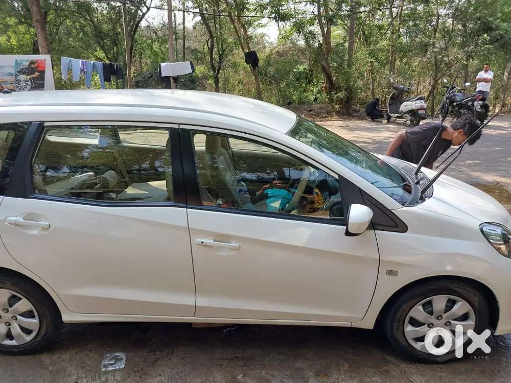 Well Maintained Single Hand Car