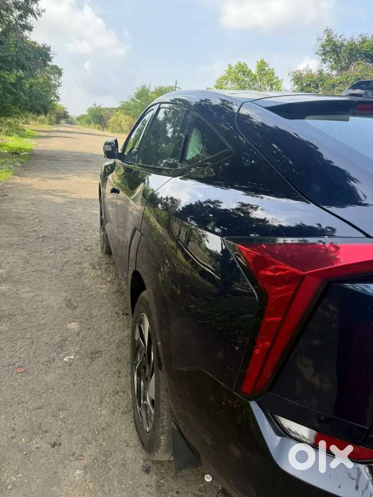 Mahindra Xev 9e 2025 Pack Three Select