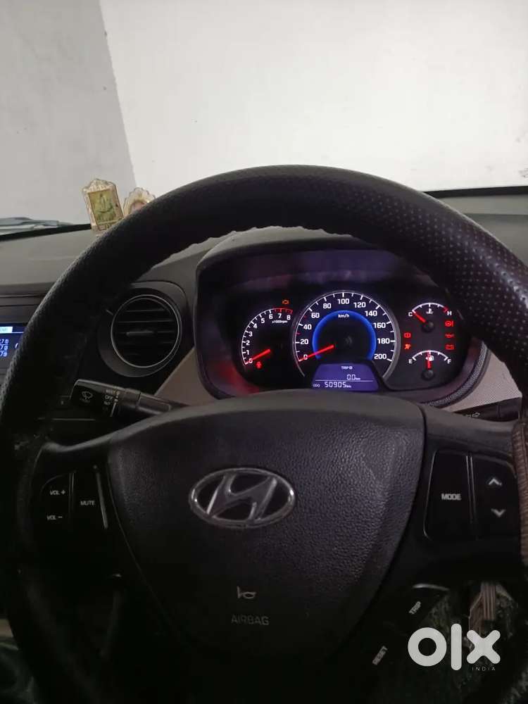Hyundai Grand I10 Sportz Petrol 2017