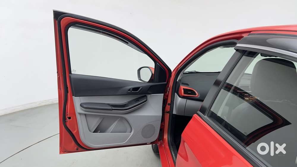 Tata Tiago Xza, 2021, Petrol