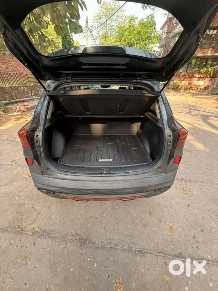 Kia Seltos Xline 1.4 Turbo Petrol Top Model  Mint Condition Delhi Ncr