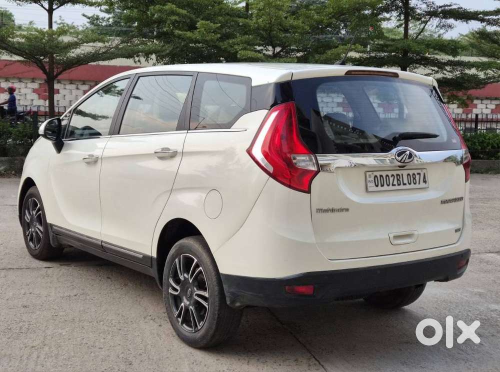Mahindra Marazzo M8, 2020, Diesel