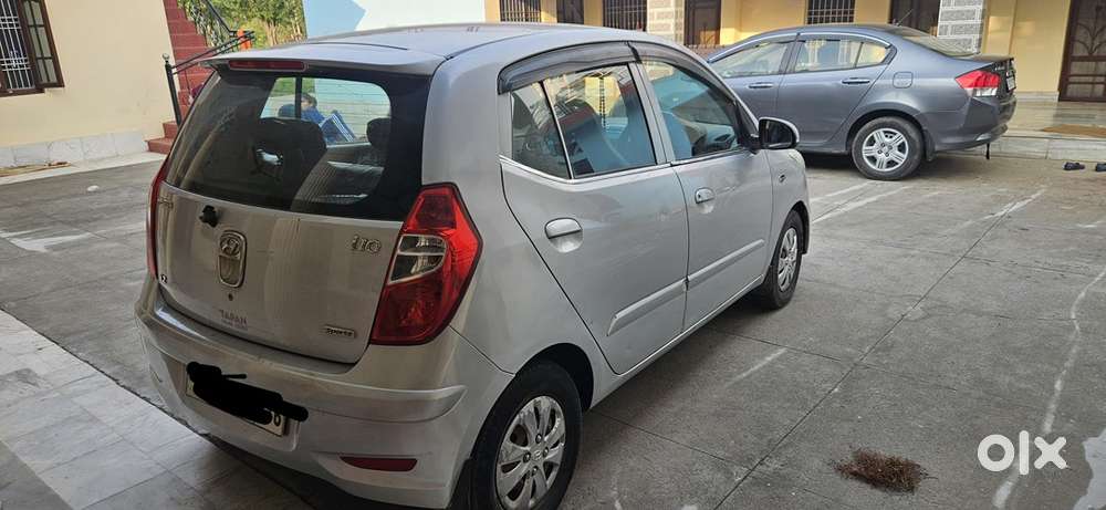 Hyundai I10 Sportz 2012 Petrol Dec Month Hp Num