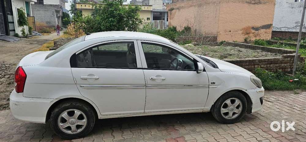 Hyundai Verna Sx Crdi (diesel) - Excellent Condition