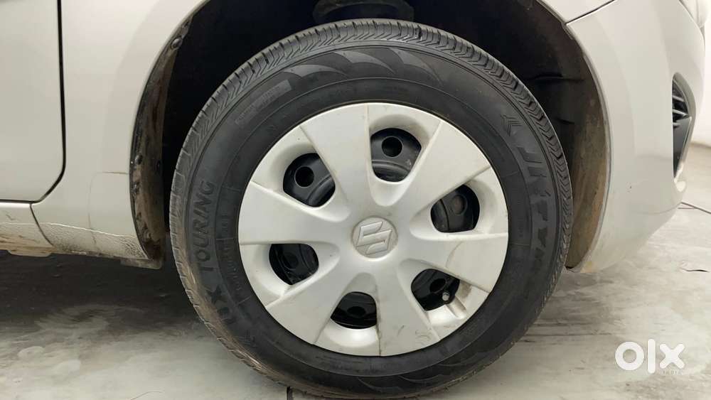 Maruti Suzuki Ritz Lxi, 2015, Petrol