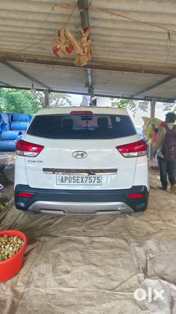 Hyundai Creta 2018 Variant Plus Showroom Track