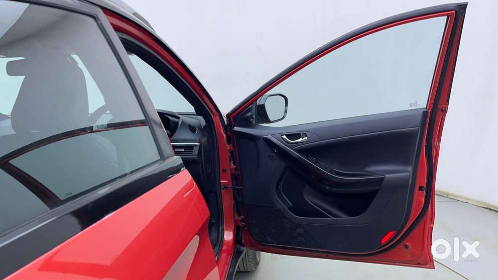 Tata Nexon Fearless Plus S 1.2 Revotron Petrol 6mt Dt, 2023, Petrol