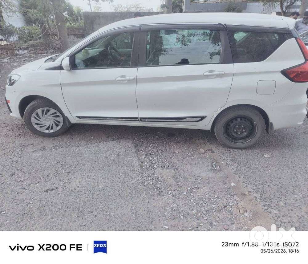 Maruti Suzuki Ertiga 2022-2023 Vxi Cng, 2025, Cng & Hybrids