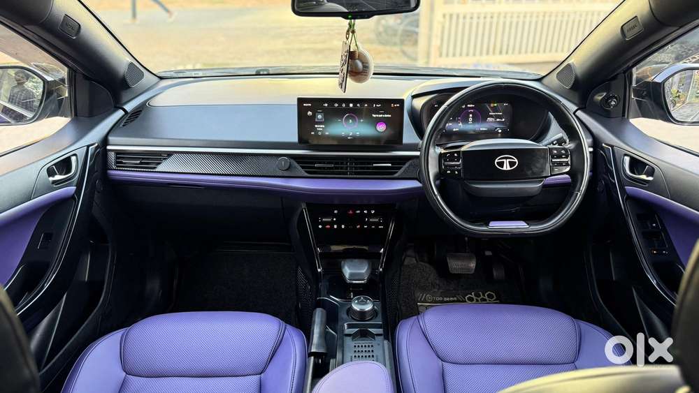 Tata Nexon Fearless Plus S Purple 1.5 Revotorq Diesel 6amt Dual Tone..