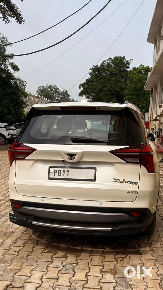 Mahindra Xuv700 Diesel At 2022 (new Condition)