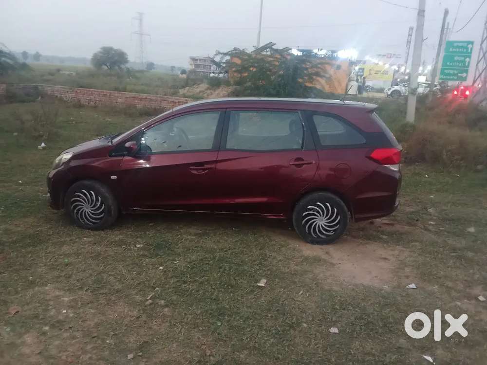 Honda Mobilio Vtec 2016