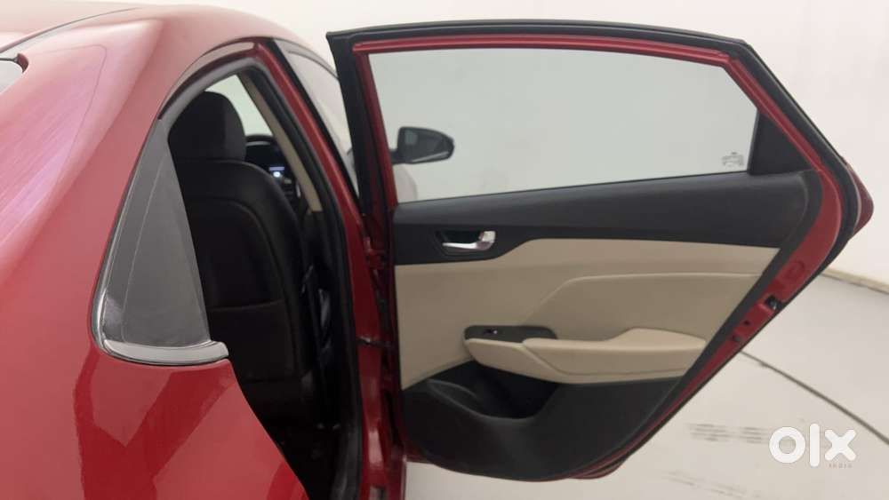 Hyundai Verna 1.5 Sx (o) Vtvt Ivt, 2021, Petrol