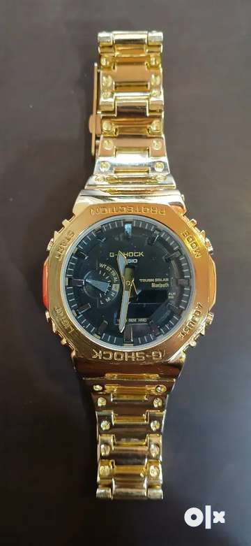 Want to sale my new watch just two months old only just rupees Rs5000 Men 1790582831