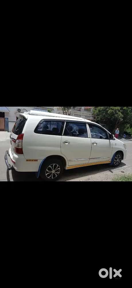 Toyota Innova 2015 Diesel Well Maintained