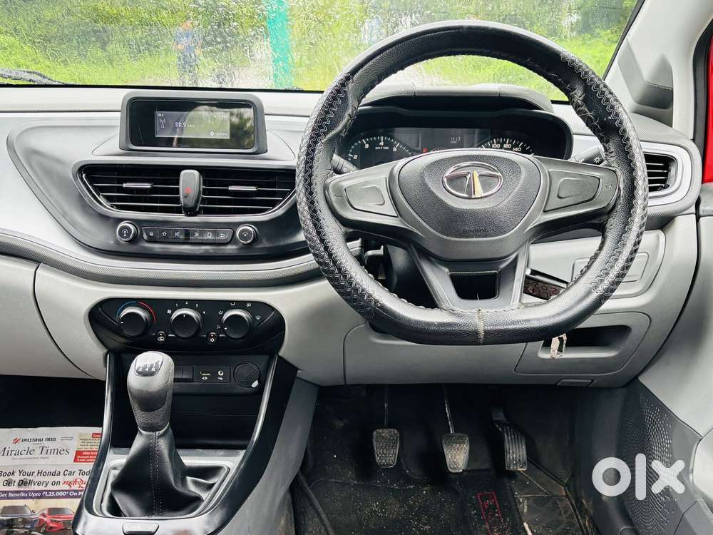 Tata Altroz 1.2 Xm Plus, 2020, Petrol