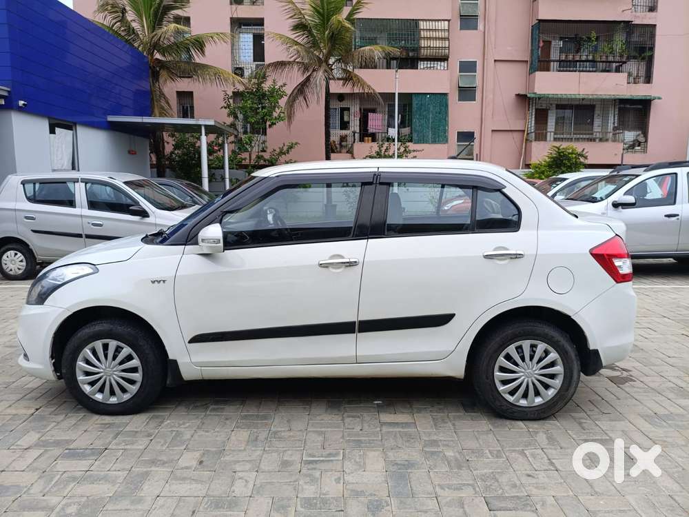 Maruti Suzuki Dzire 1.2 Vxi, 2016, Petrol