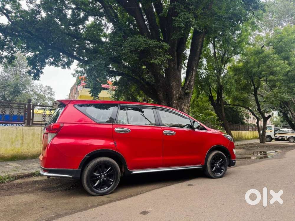 Toyota Innova Crysta 2.8 Gx At, 2017, Diesel