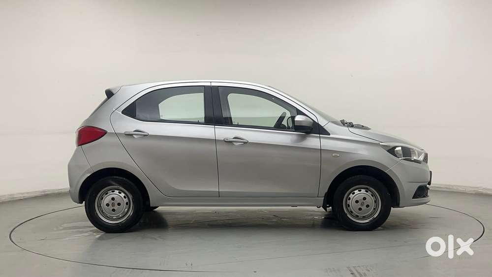 Tata Tiago 1.2 Revotron Xm, 2016, Petrol