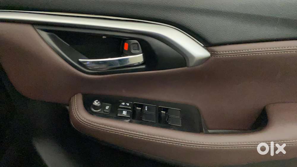 Maruti Suzuki Grand Vitara 1.5 Zeta Smart Hybrid At, 2023, Petrol