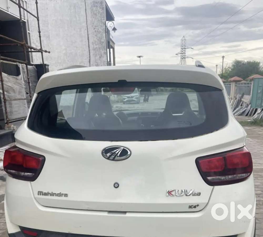 Mahindra Kuv 100 2016