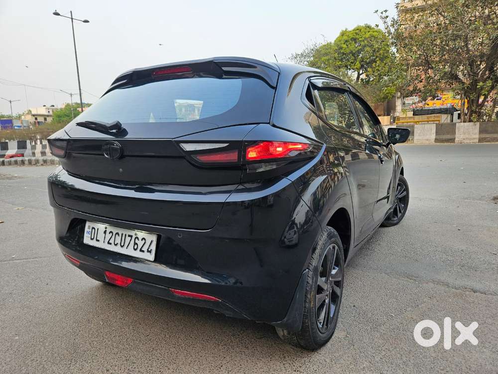 Tata Altroz 1.2 Xz Plus Dark Edition, 2022, Petrol