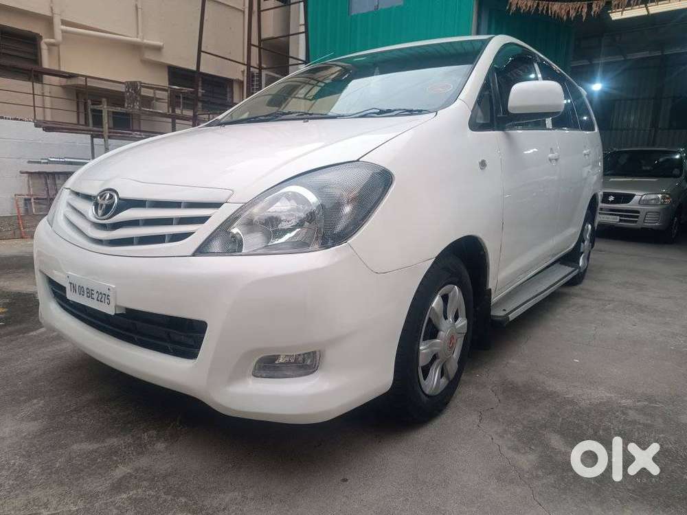 Toyota Innova 2.5 G (diesel) 7 Seater Bs Iv, 2010, Diesel
