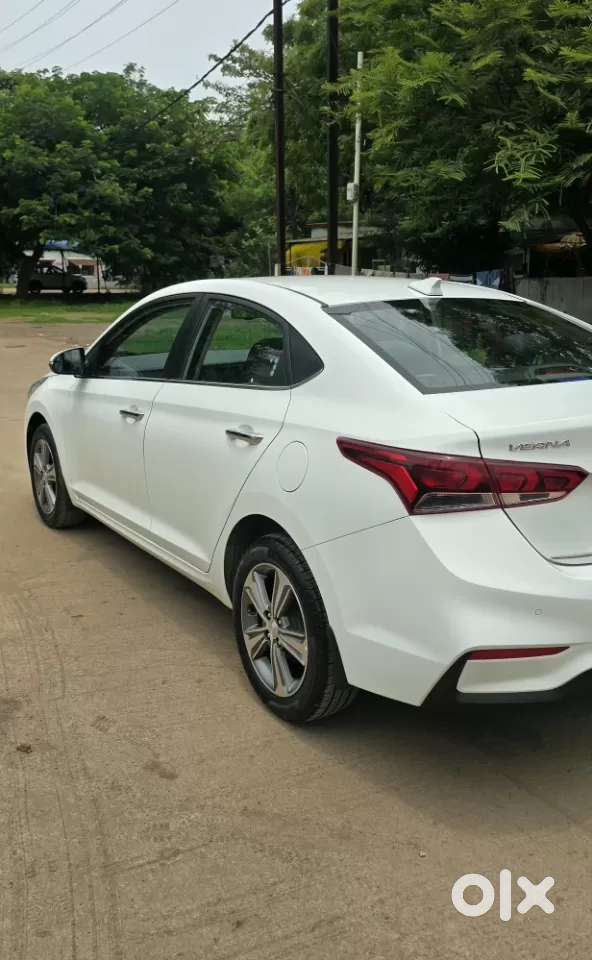 Hyundai Verna 1.6 Sx (o) Vtvt, 2019, Petrol