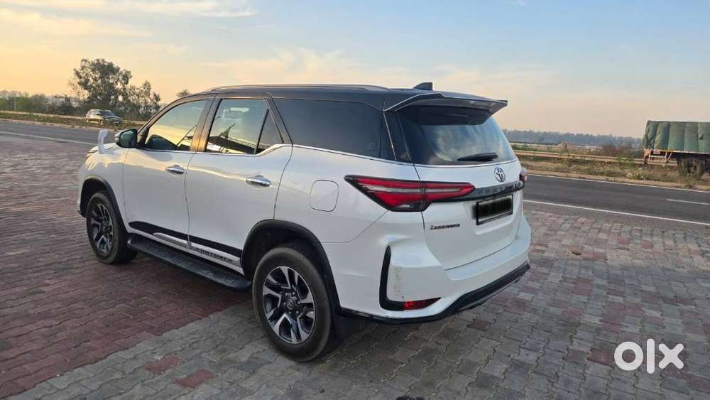 Toyota Fortuner Legender 4x2 At 2.8, 2025, Diesel