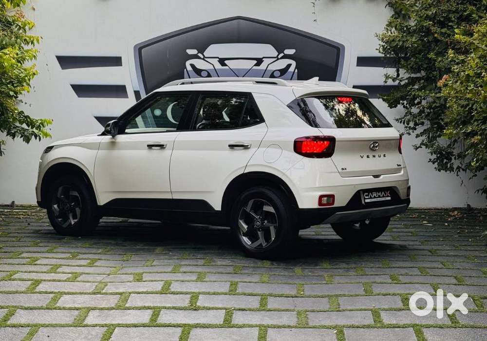 Hyundai Venue Sx Plus Turbo Dct, 2019, Petrol