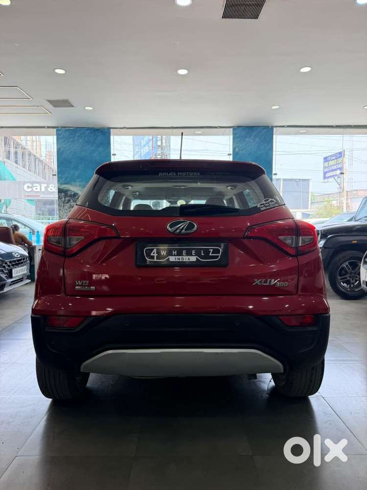 Mahindra Xuv300 W8 (o) 1.5 Diesel Amt, 2020, Diesel