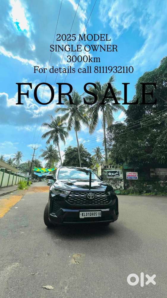 Toyota Innova Hycross, 2025