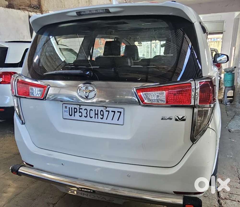 Toyota Innova Crysta 2017 Diesel Manual