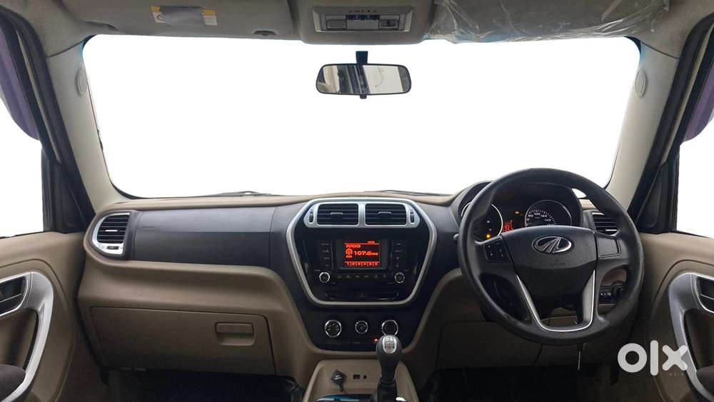 Mahindra Tuv 300 Mhawk100 T8, 2017, Diesel