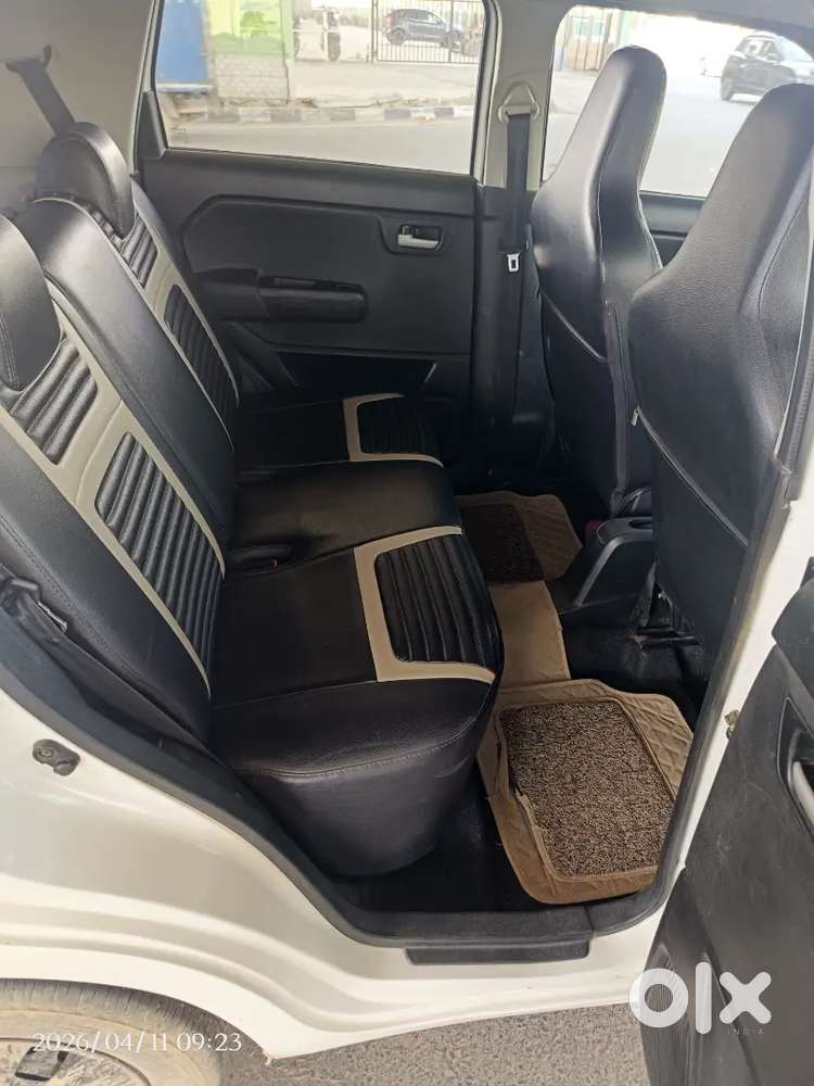 Wagon R Vxi Petrol/cng  2023 Cash Only