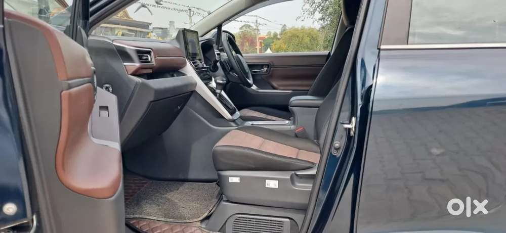 Toyota Innova Hycross 2.0 Vx Hybrid 8 Str, 2025, Petrol