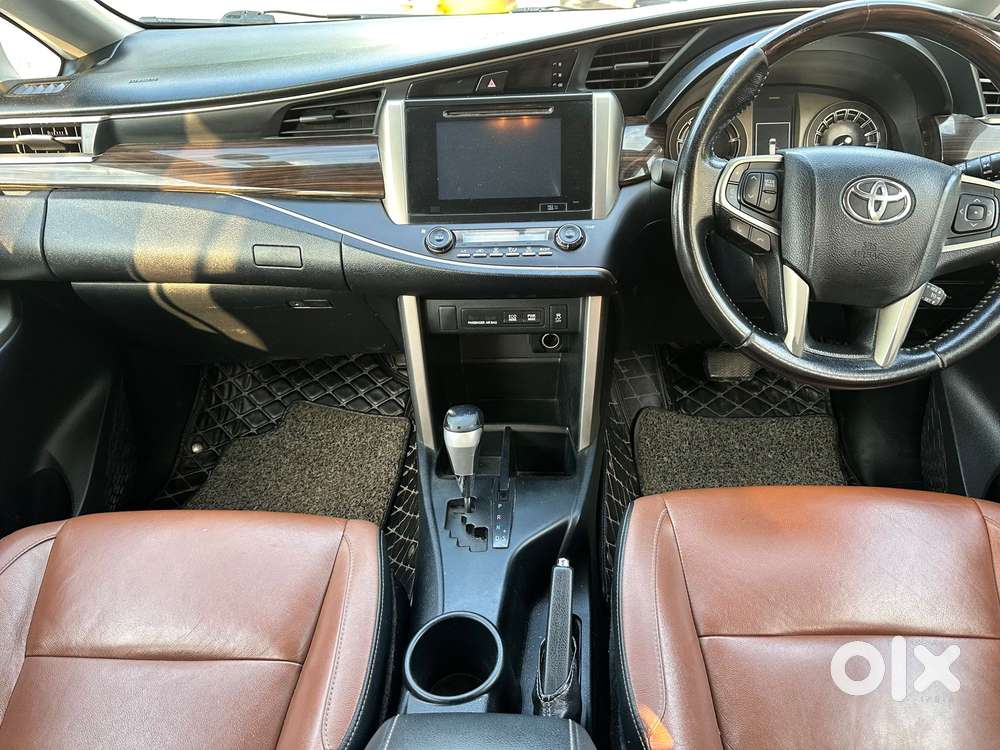 Toyota Innova Crysta 2.8z Automatic, 2017, Diesel