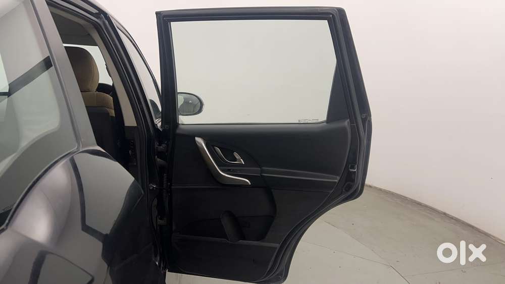 Mahindra Xuv500 W7, 2018, Diesel