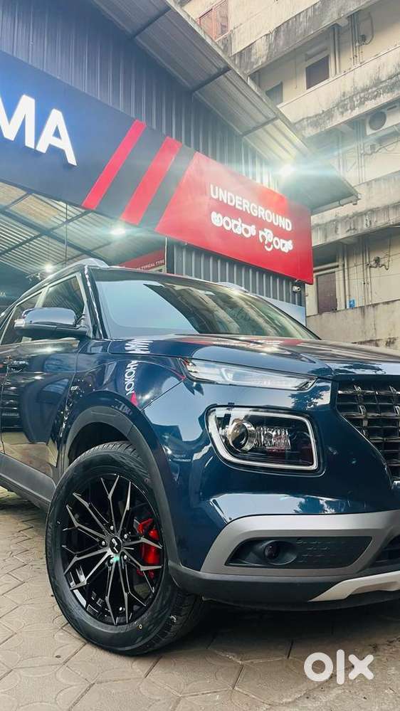 Hyundai Venue 2021 Petrol Well Maintained