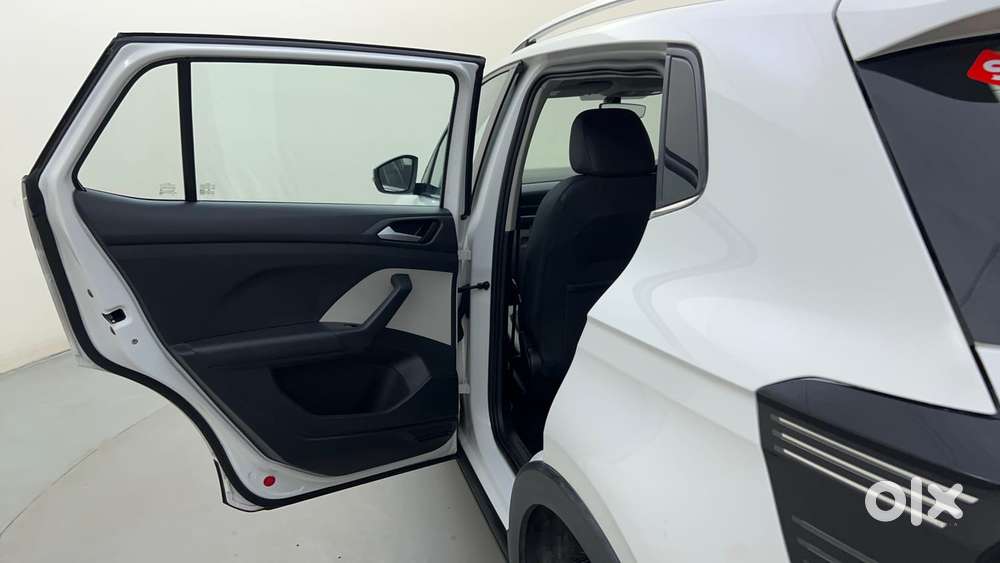 Volkswagen Taigun Topline 1.0 Tsi At (electric Seats), 2022, Petrol