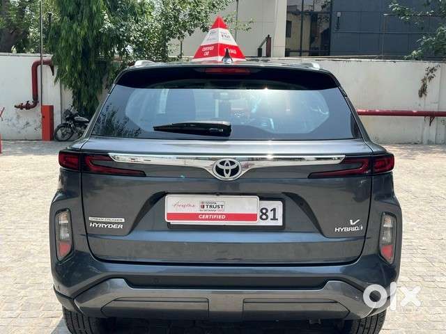 Toyota Urban Cruiser Hyryder 1.5 V Hybrid, 2024