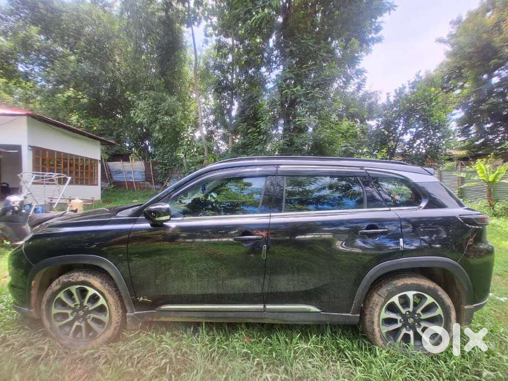 Maruti Suzuki Grand Vitara 2023 Petrol Well Maintained